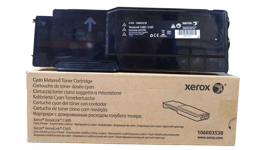 Xerox 106R03538 Cyan Original Toner Measured - Versalink C400DN / C405DN (Damaged Box)